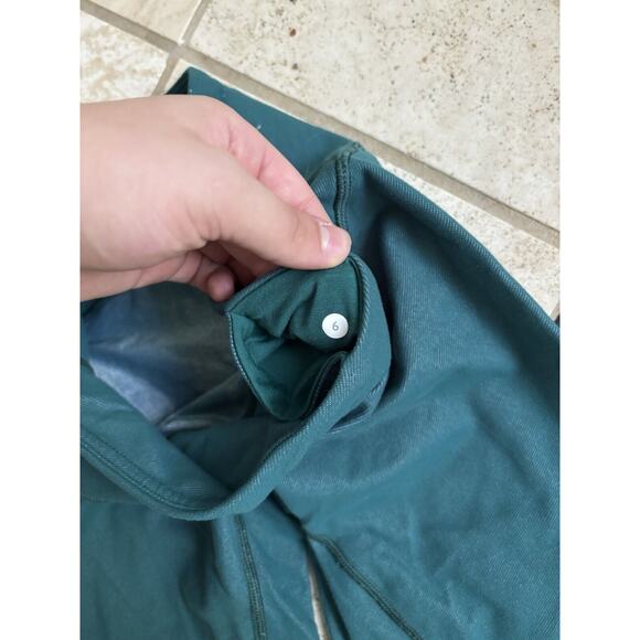 EUC Lululemon Wunder Under III 28” Deep Green Size 6 Yoga Pilates Working Out - Picture 5 of 9